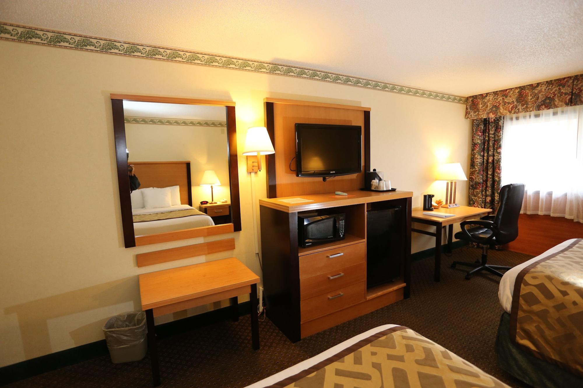 Magnuson Grand Columbus North Hotell Exteriör bild